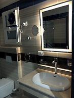 Jewel Dokki Hotel