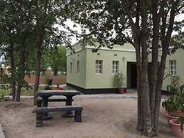 Island Avenue Guest House