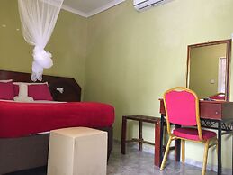 Island Avenue Guest House