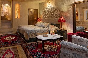 Acer Cave Hotel