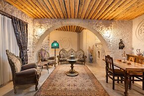 Acer Cave Hotel