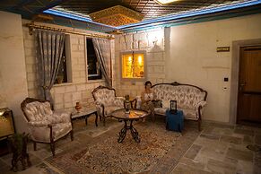 Acer Cave Hotel
