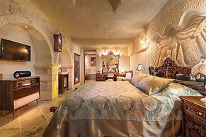 Acer Cave Hotel