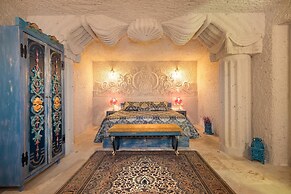 Acer Cave Hotel