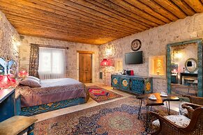 Acer Cave Hotel