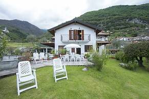 Casa Simo Lenno