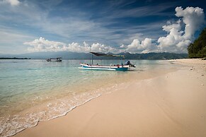 Nyaman Catamaran