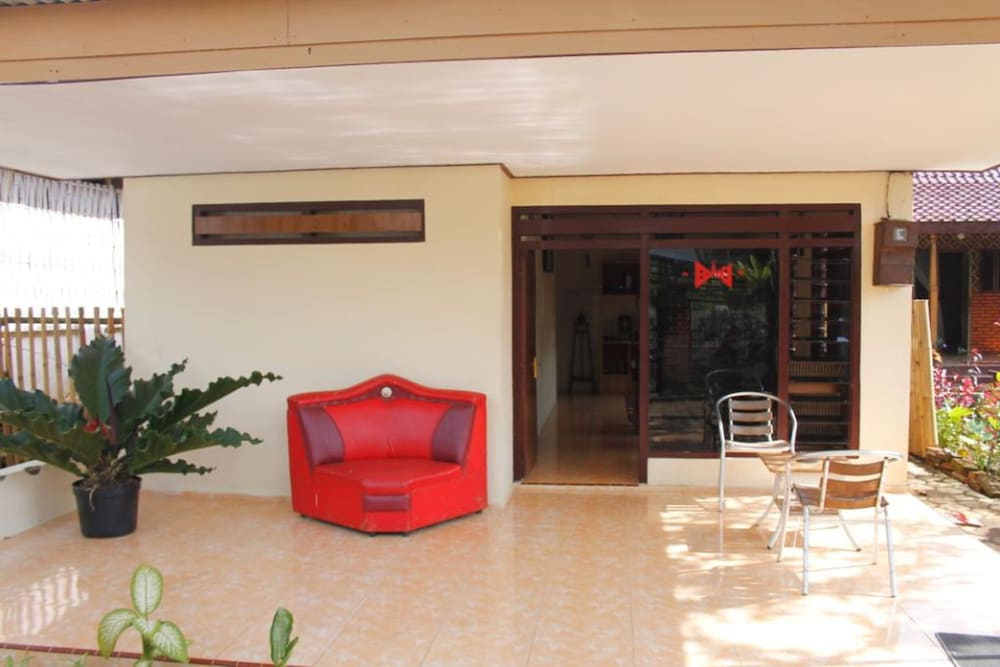Holy Homestay