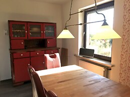 Holiday home with sauna and garden lounge