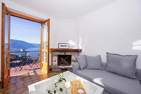 Balcone di Perledo