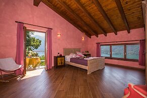 Villa Isola Verde (Main Villa)