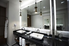 Hotel Madi
