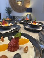 Olive & Ivy Guest House