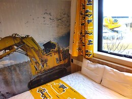 Henna Hotel Komatsu Ekimae