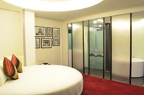 Maison Boutique Theme Hotel