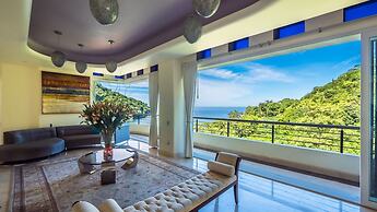 Fully Staffed, Beach Frontage Luxury Villa
