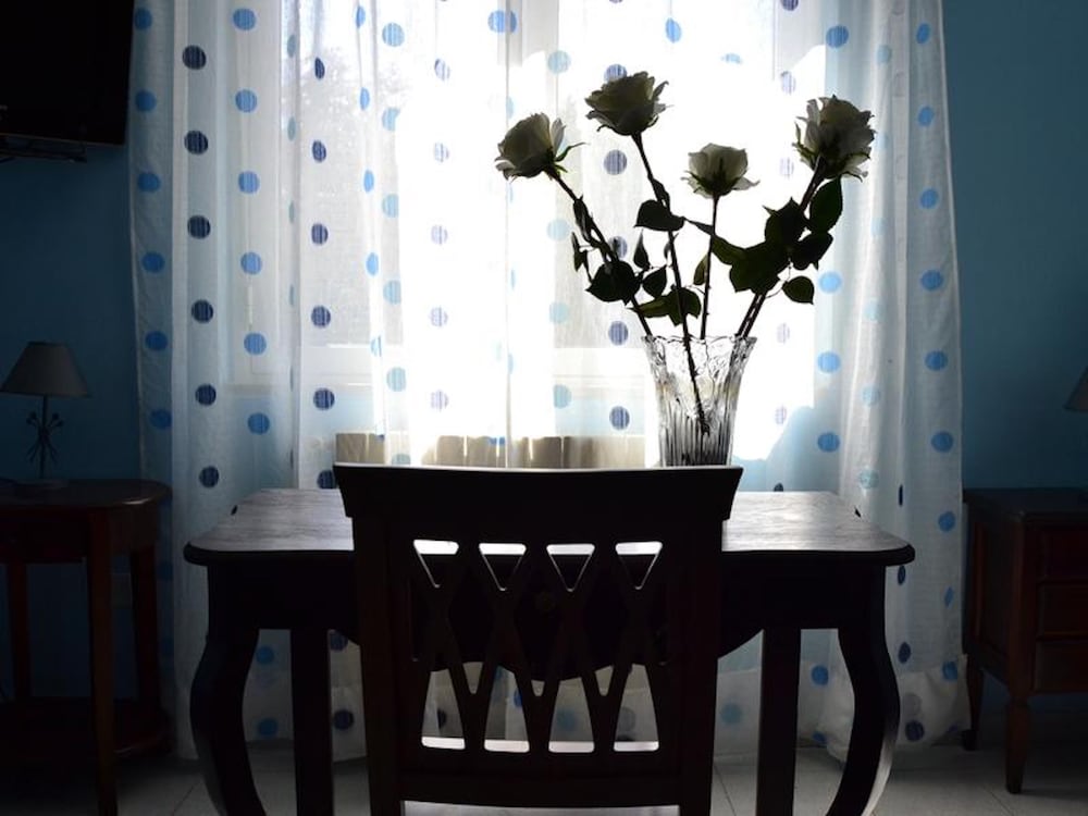 Room-blue Room - B&B S Elia