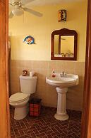 Room in B&B - Cancun Guest House 2