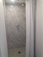 Room-private Room With Tv Polanco