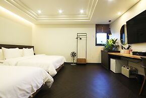 Amare Hotel