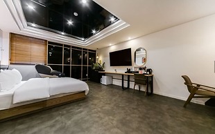 Amare Hotel