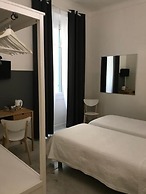 Azur Hotel