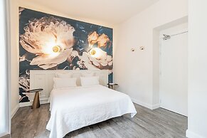 Azur Hotel