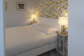 The Sleep-Inn Hare
