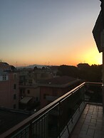Panoramic and Bright Penthouse is Waiting for you