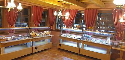 Hotel Leyla