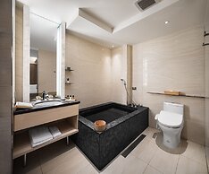Gamalan FL Spring Hotel