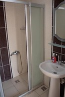 Un Side Apart Hotel