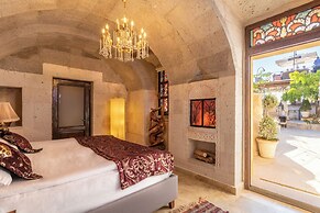 Cappadocia Fairy Chimneys Selfie Cave Hotels - Special Class