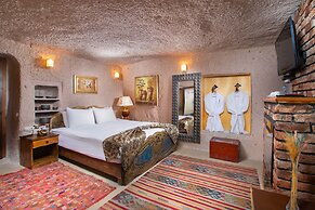 Cappadocia Fairy Chimneys Selfie Cave Hotels - Special Class