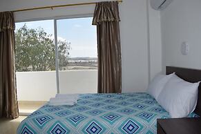 Mare S&M Hostal