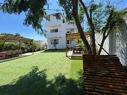 Mare S&M Hostal