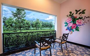 MAYFAIR Tea Resort