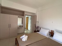 Three Stars Beach Hotel