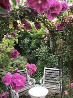 Cozy Nook Boutique Cottage