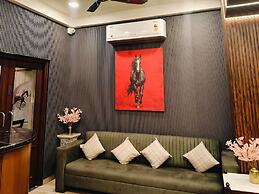 H n M The Boutique Hotel