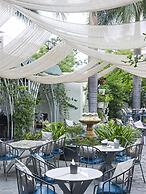 H n M The Boutique Hotel