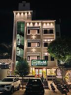 H n M The Boutique Hotel