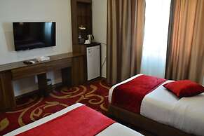 Park Plaza Hotel