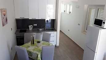 Apartments Šišević