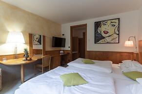 Hotel Südrast Dreiländerecke
