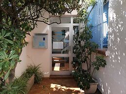Hotel Oasis