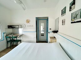 Hotel Oasis