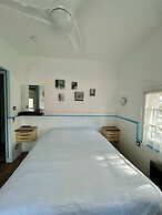 Hotel Oasis