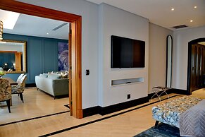 Apogee Boutique Hotel & Spa