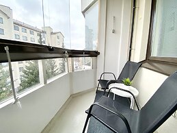 TH City Suite 1